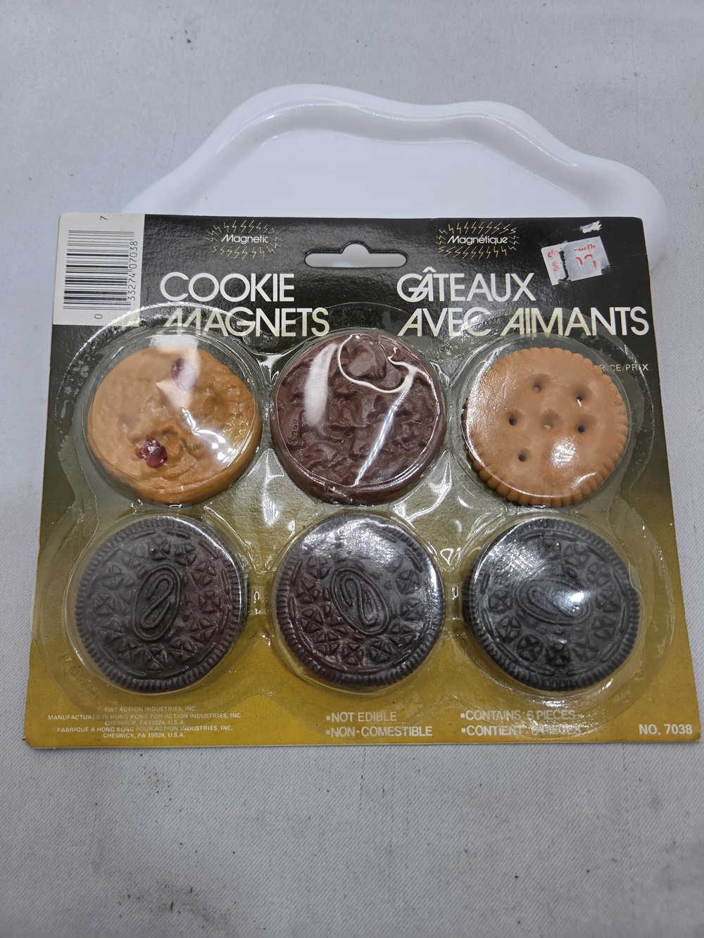 Vintage 6-Piece Cookie Magnets Set NIB Retro Refrigerator Kitsch Bakery 🍪✨